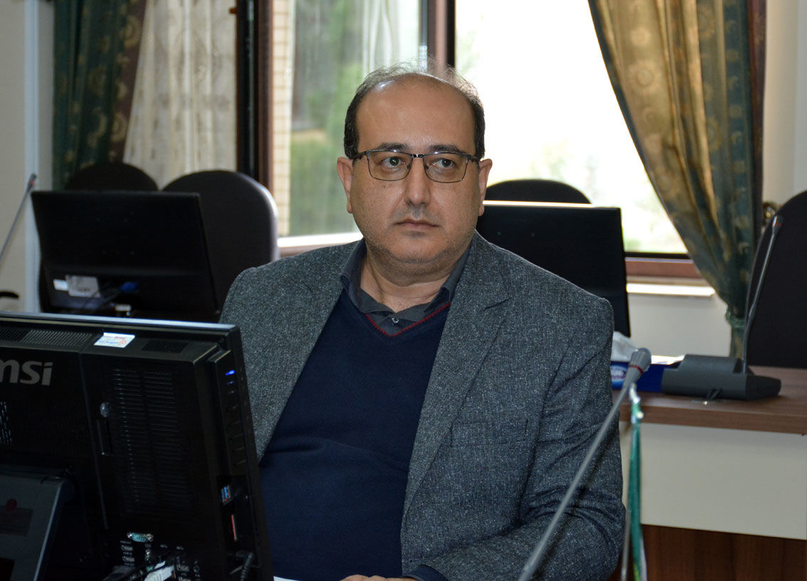 علی تبریزی مدیر صندوق بیمه محصولات کشاورزی استان آذربایجان شرقی