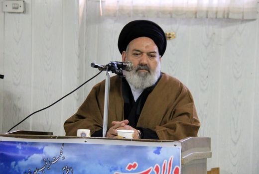 تلاش شبانه‌روزی برای تامین معیشت مردم از افتخارات جهادگران عرصه کشاورزی است