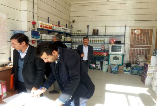 بازدید کمیته نظارت و بازرسی توزیع نهاده‌های کشاورزی