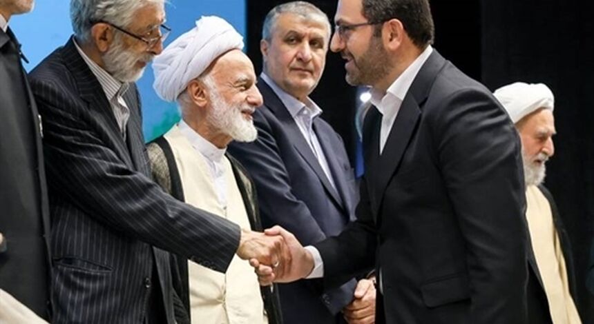 قدردانی از بانک کشاورزی به عنوان دستگاه برتر در توسعه فرهنگ نماز