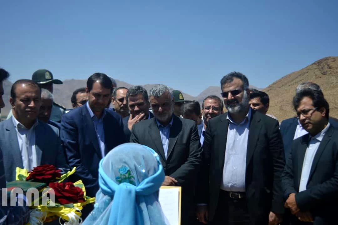 بازدید و بهره برداری پروژه های بخش کشاورزی در سفر وزیر جهاد کشاورزی به استان فارس