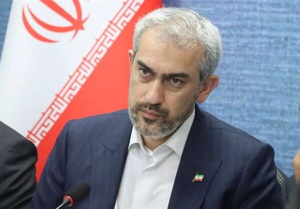 وزیر اقتصاد: دستگاه‌‌های اجرایی در طرح‌های بانک کشاورزی برای بهره‌وری آب مشارکت کنند 