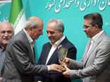 تقدیر معاون رییس جمهور از جهاد کشاورزی آذربایجان شرقی به‌عنوان دستگاه برتر در جشنواره شهید رجایی