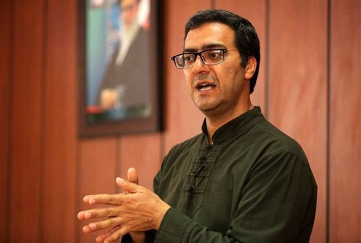 قرآن تمام طلای چهارمیلیاردی بیشتر جای تعجب دارد یا نقاشی مدرنی که قیمتش یک شبه چند برابر شده؟