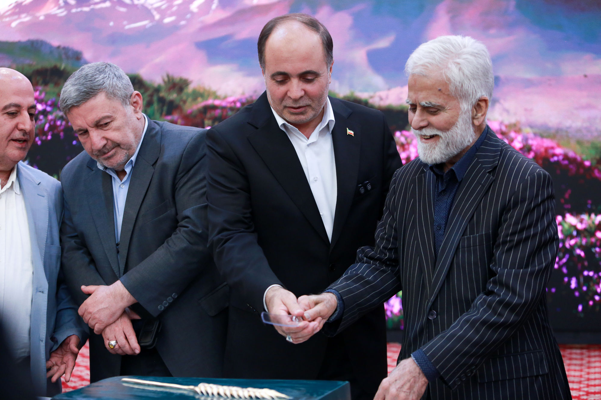  نشست صمیمی خبرنگاران و اصحاب رسانه با وزیر جهاد کشاورزی  