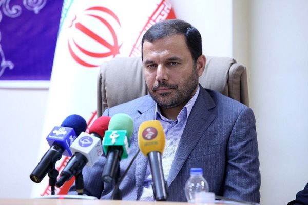 هجوم ملخ های صحرایی به کشور از آبان ماه