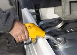 128 هزار لیتر سوخت در بین بهره برداران بخش کشاورزی شهرستان البرز توزیع شد