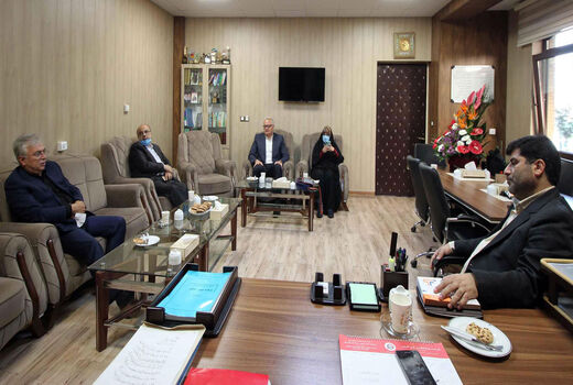فعالان بخش خصوصی آذربایجان شرقی آماده سرمایه گذاری و واردات نهاده های دامی هستند