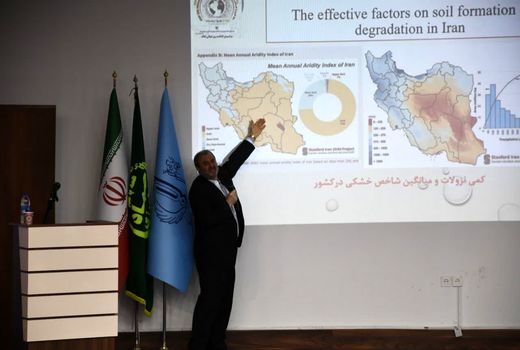 در ایران سالانه ۱۰ هزارهکتار از اراضی حاصلخیز کشاورزی به دلیل تغییر کاربری از بین می‌رود