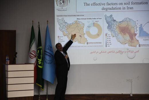 در ایران سالانه ۱۰ هزارهکتار از اراضی حاصلخیز کشاورزی به دلیل تغییر کاربری از بین می‌رود