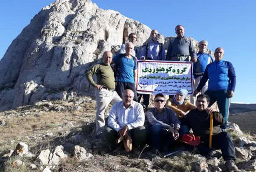 صعود موفقیت‌آمیز به قله جلاداغی 