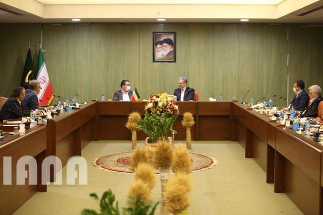 نشست وزرای جهاد کشاورزی و صنعت، معدن و تجارت