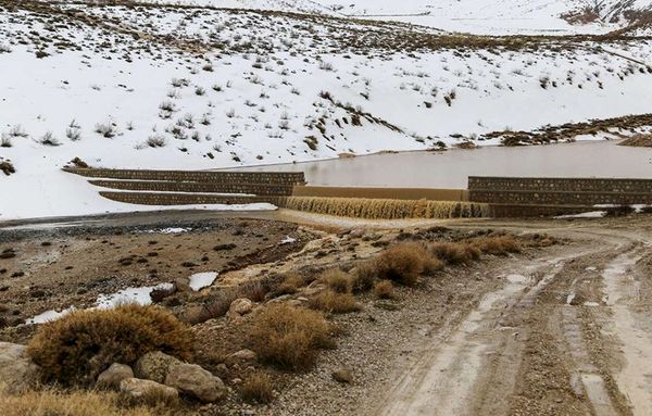 بندهای خاکی سیلاب کوهرنگ را مهار کردند