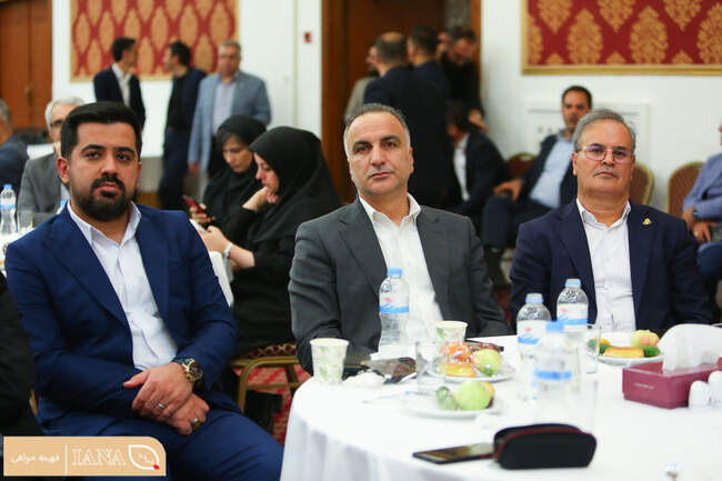 نشست صمیمی وزیر جهاد کشاورزی با خبرنگاران