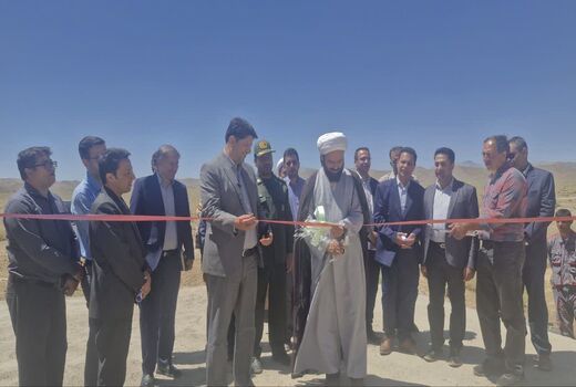 افتتاح طرح پرورش شترمرغ در بوانات با هدف تقویت امنیت غذایی و اشتغال‌زایی