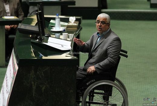 هرلحظه یک حاشیه جدید ایجاد می‌شود