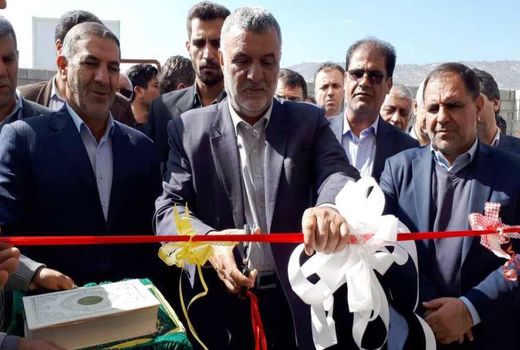 افتتاح گلخانه گل رز در بویراحمد توسط وزیر جهاد کشاورزی 