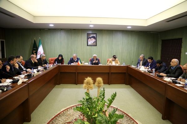 نشست مدیریت بهرهبرداری پروژه 46 هزار هکتاری آبیاری دشت سیستان برگزار شد