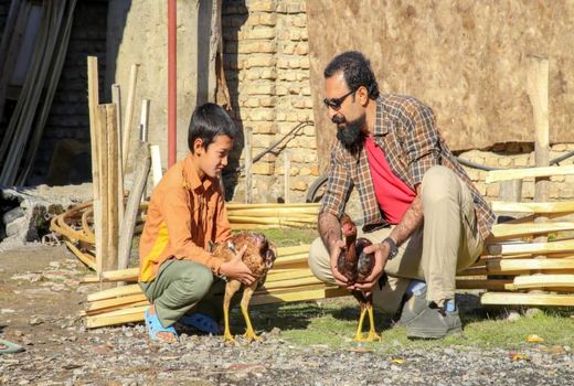 مستند «پارسین» و  آشنایی با موسیقی، معماری وخوراک و آداب اقوام ایرانی