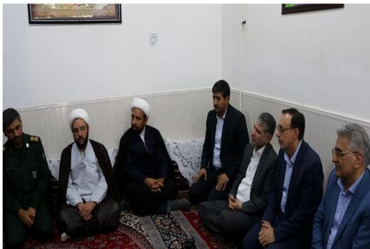 دیدار وزیر جهاد کشاورزی با خانواده «شهید علی اصغر زعفرانیه» 