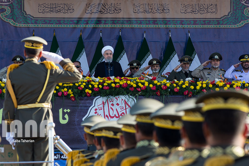 مراسم رژه نیروهای مسلح 