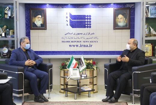 بازدید وزیر جهاد کشاورزی از خبرگزاری جمهوری اسلامی در آستانه هفته دولت/ تاکید ویژه بر اطلاع رسانی ظرفیت‌های گسترده بخش کشاورزی
