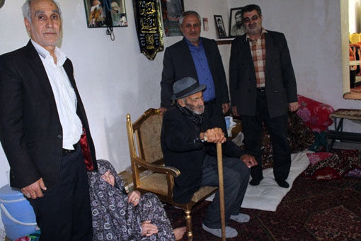 جهادگران با عنوان سنگرسازان بی سنگر شهره عام و خاص اند 