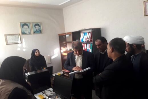 بازدید رئیس سازمان جهاد کشاورزی استان کرمان از مرکز خدمات کشاورزی ماهان