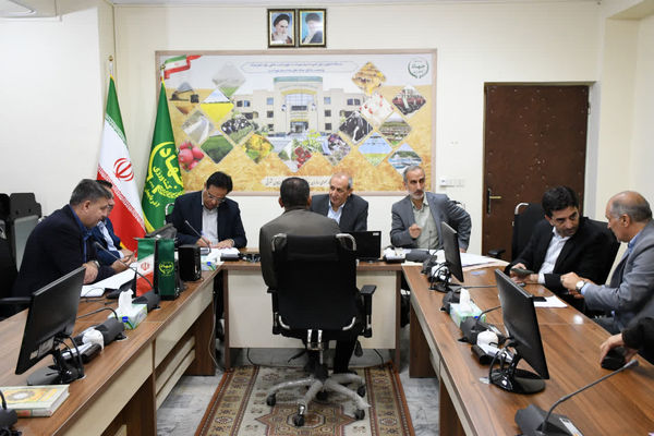 رسیدگی به درخواست‌ها و مشکلات ۲۰ نفر از بهره‌برداران کشاورزی در دیدار مردمی شهرام شفیعی