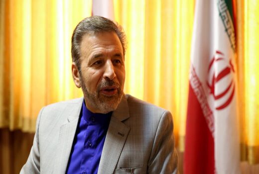 قانون منع به کارگیری بازنشستگان شامل من نمی‌شود