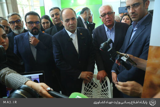 بازدید وزیر جهاد کشاورزی از نمایشگاه دام، طیور و آبزیان