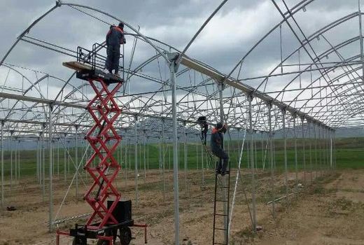 گامی بزرگ در مسیر جهش تولید/ ایجاد اشتغال برای 200 فارغ التحصیل کشاورزی در کردستان