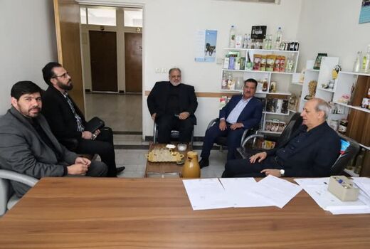 آغاز سال جدید با تأکید بر تقویت برنامه‌های بخش کشاورزی در دیدار نوروزی رئیس جهاد کشاورزی آذربایجان شرقی با کارکنان
