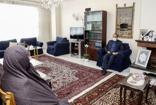 دیدار استاندار آذربایجان شرقی با خانواده سردار جهادگر شهید کسایی