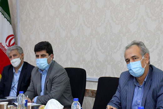 موفقیت واحدهای اقتصادی در قالب کار گروهی و تیمی دو چندان خواهد بود