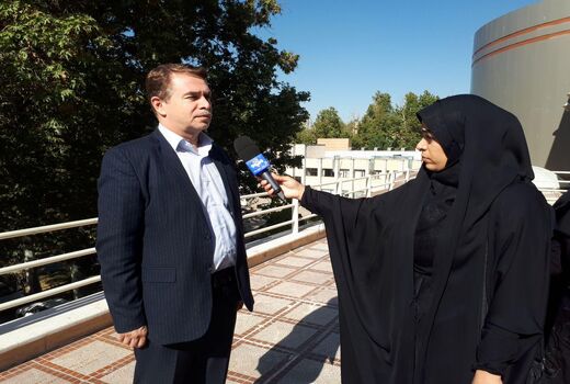 کارخانه های صنایع تبدیلی در خرید گوجه فرنگی همکاری کنند