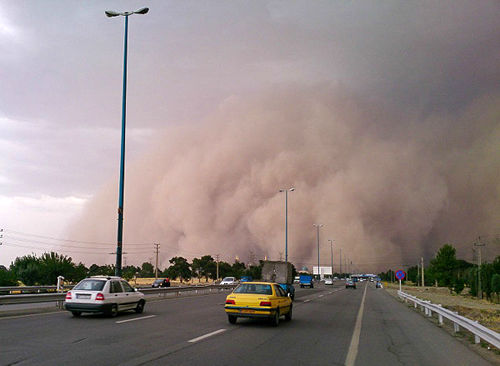افزایش دما در شمال‌غرب و توفان شن در جنوب‌شرق کشور