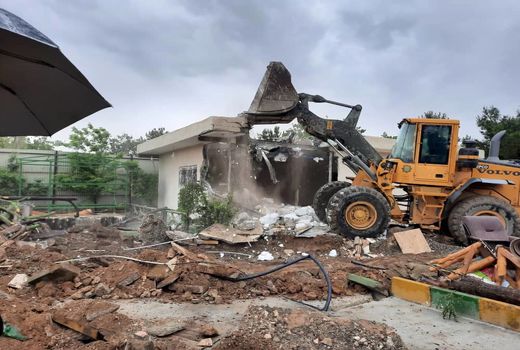 ٦٦ ساخت وساز غیرمجاز در اراضی کشاورزی ری تخریب شد