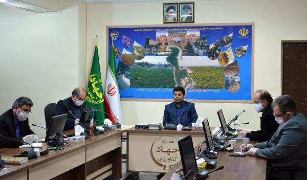 فعالیت‌های کشاورزی تعطیل بردار نیست/ راکد ماندن فعالیتها وتولیدات کشاورزی به هیچ وجه قابل قبول و امکانپذیر نیست