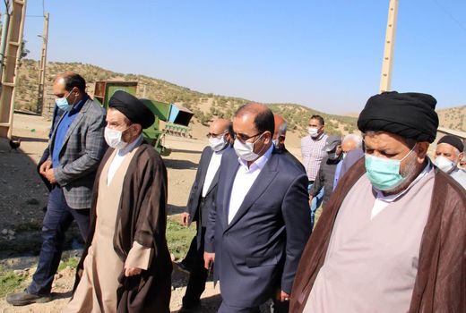 آمادگی کارشناسان برای آموزش کشت گونه های مناسب به بهره بردارن لرستانی