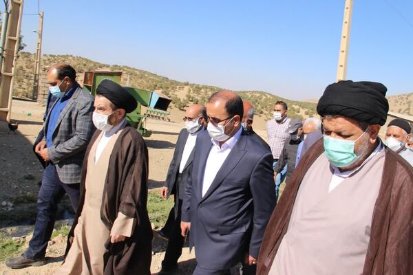 آمادگی کارشناسان برای آموزش کشت گونه های مناسب به بهره بردارن لرستانی