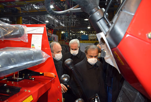  بازدید وزیر صنعت ، معدن و تجارت از گروه صنعتی تراکتورسازی ایران