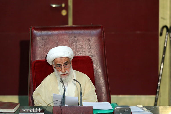 می‌خواهند هزینه ناکارآمدی دستگاه‌ها را پای رهبری بنویسند