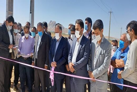 یک واحد دامپروری صنعتی درخرم بید افتتاح شد