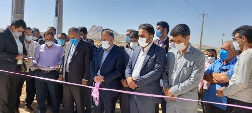 یک واحد دامپروری صنعتی درخرم بید افتتاح شد