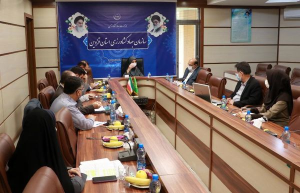 طرحهای صنایع تبدیلی و غذایی بخش کشاورزی باید مورد حمایت ویژه قرار گیرند