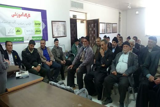 برگزاری کارگاه آموزشی آشنایی کشاورزان با بیمه محصولات کشاورزی 