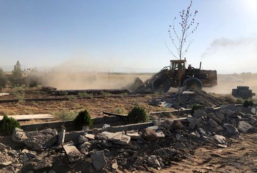 تخریب ۲ مورد ساخت و ساز غیر مجاز در اراضی کشاورزی قزوین