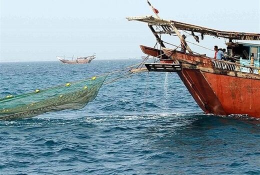 برخورد با صید ترال غیرمجاز توسط لنج‌های سنتی 