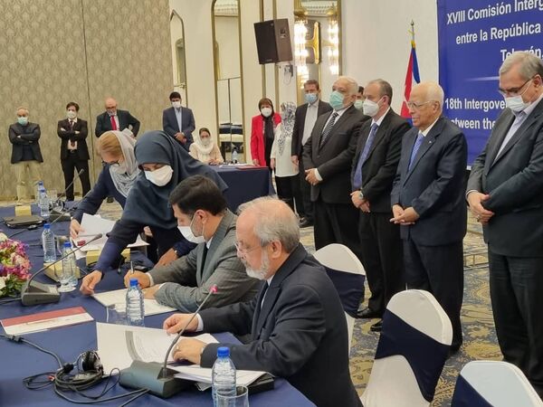 امضای یادداشت تفاهم همکاری بین ایران و کوبا در زمینه بهداشت دام و دامپزشکی